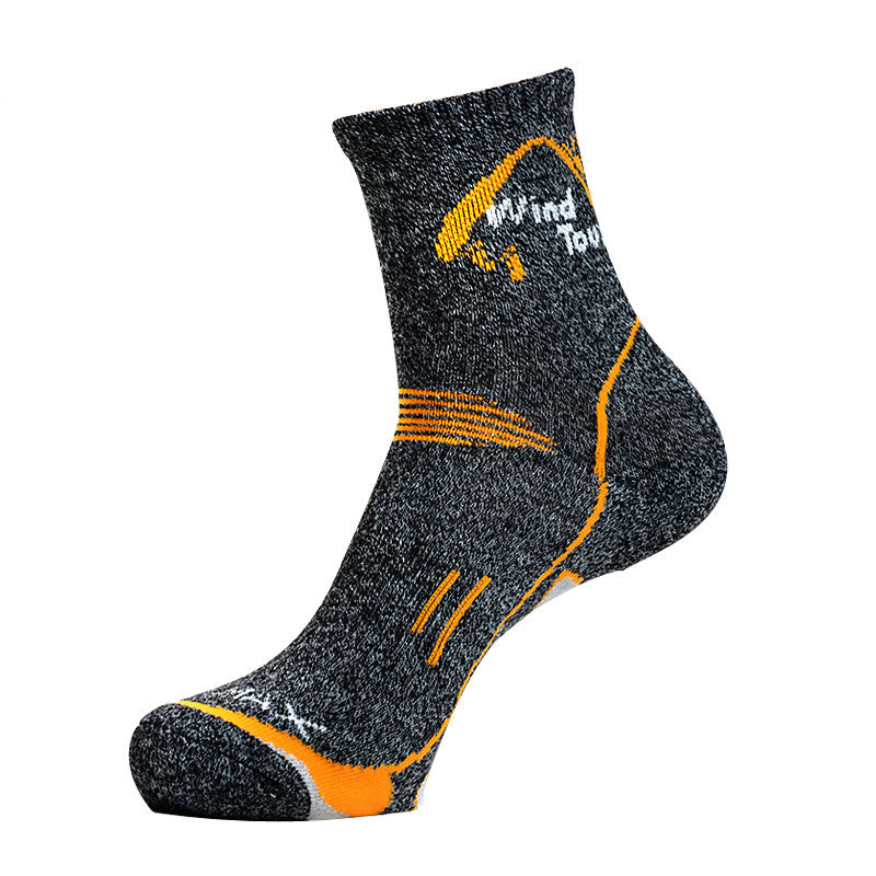 Unisex Sweat-Absorbing Hiking Basketball Socks